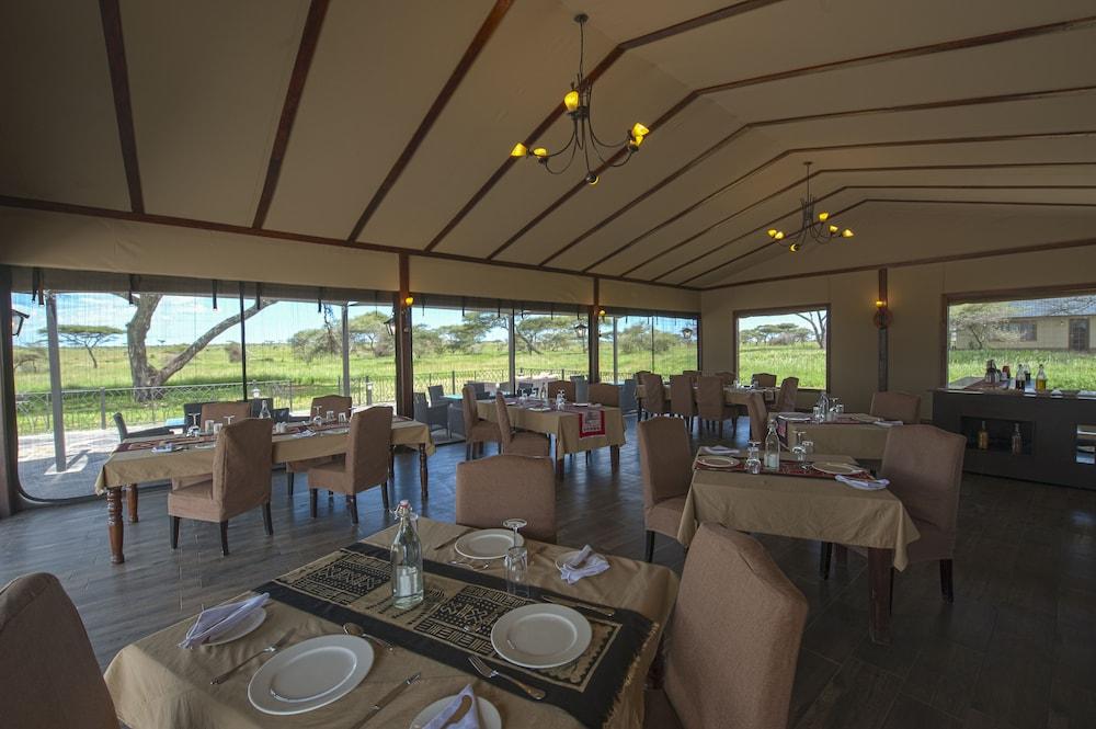 Karibu Camps And Lodges Sametu Camp Serengeti Robanda Exterior photo